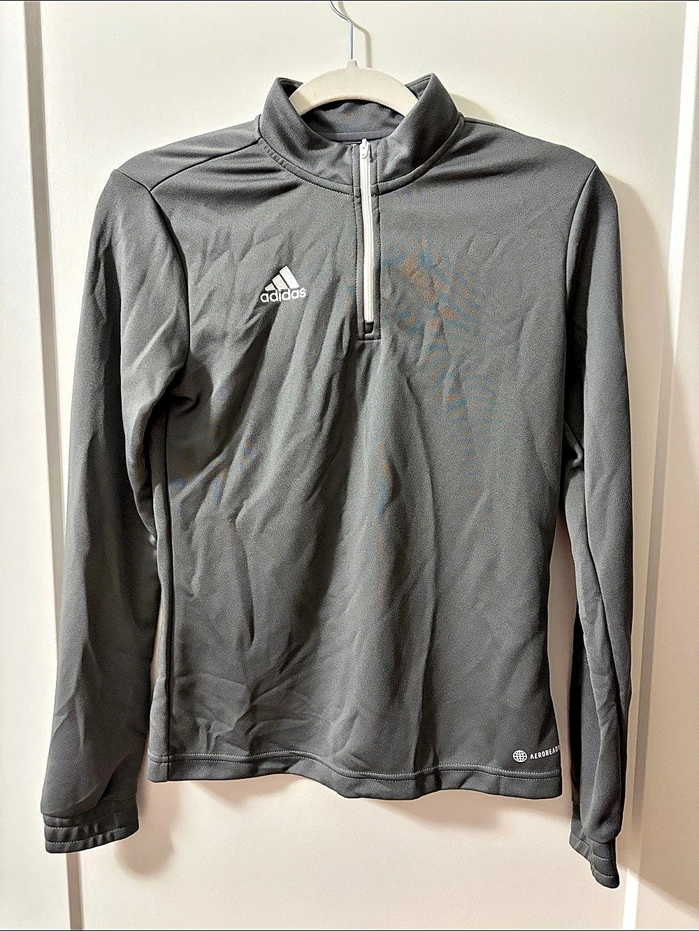 adidas AEROREADY women’s Small Quarter Zip Gray Small Like New